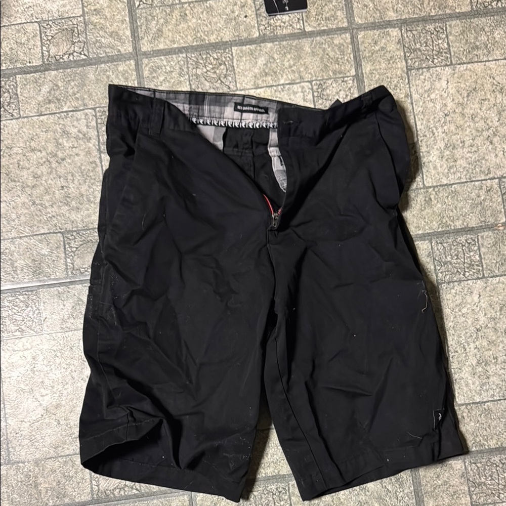 Shorts red dragon
